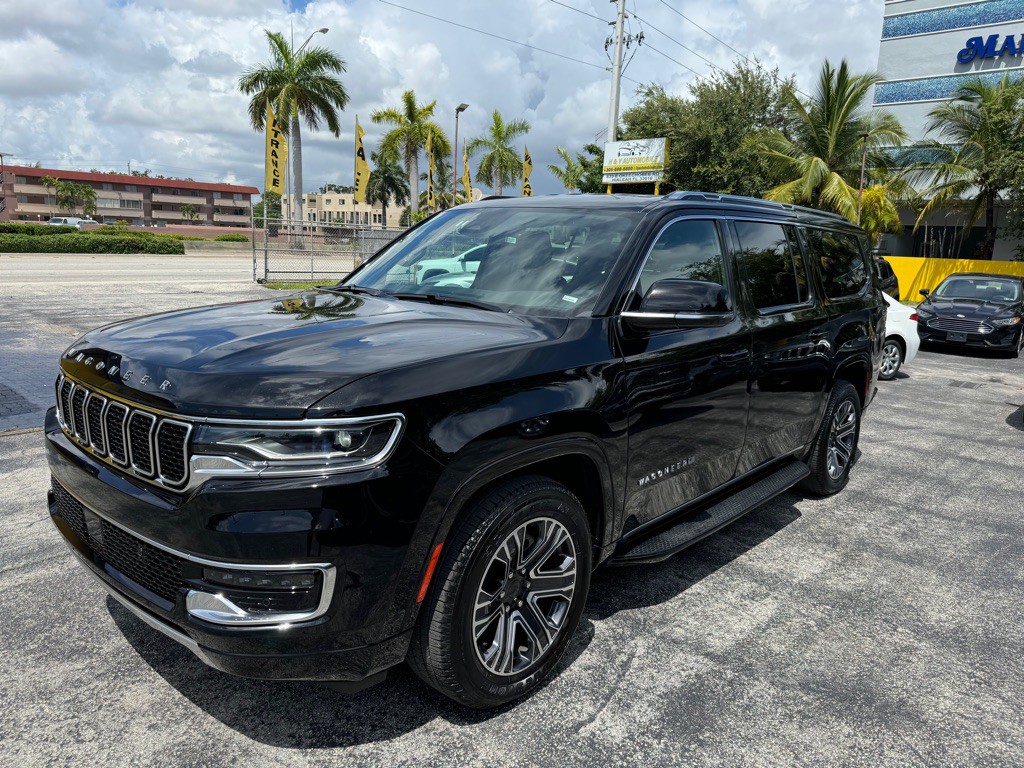 2024 Jeep Wagoneer L Image 3