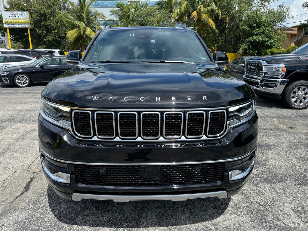 2024 Jeep Wagoneer L Image 8