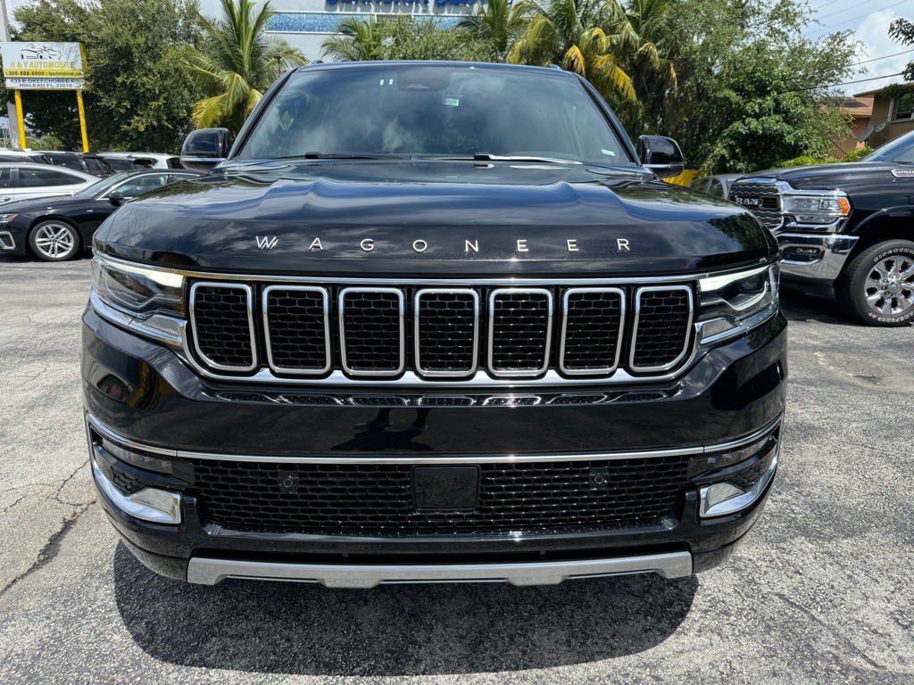 2024 Jeep Wagoneer L Image 9