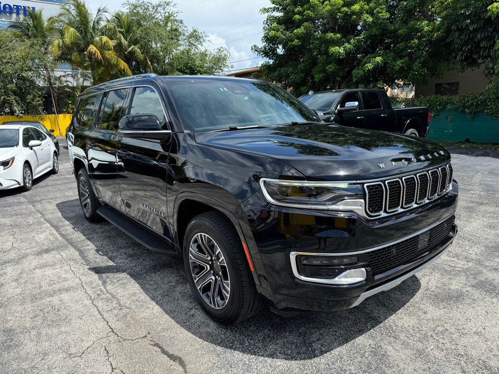 2024 Jeep Wagoneer L Image 10