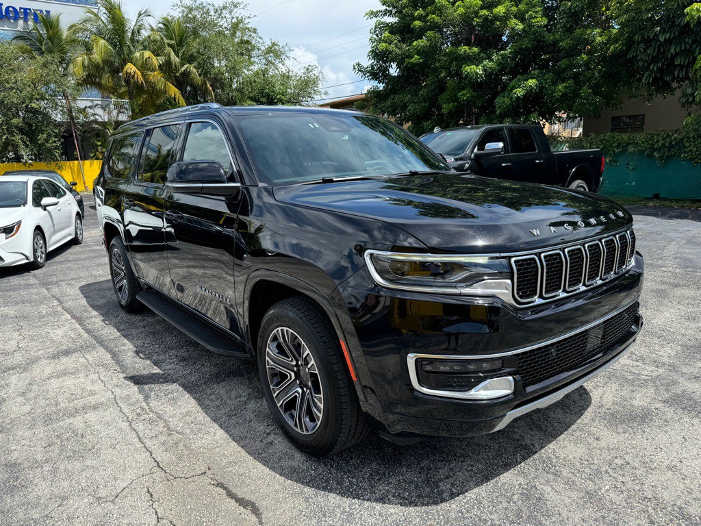 2024 Jeep Wagoneer L Image 11