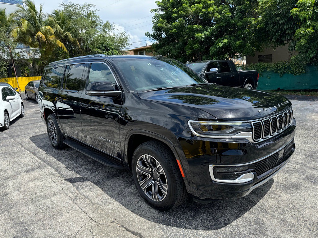 2024 Jeep Wagoneer L Image 12