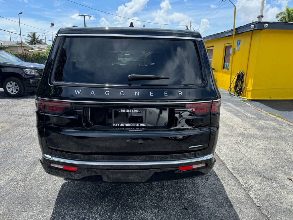 2024 Jeep Wagoneer L Image 17