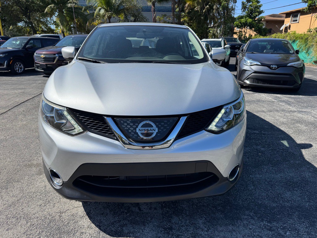 2018 Nissan Rogue Image 5