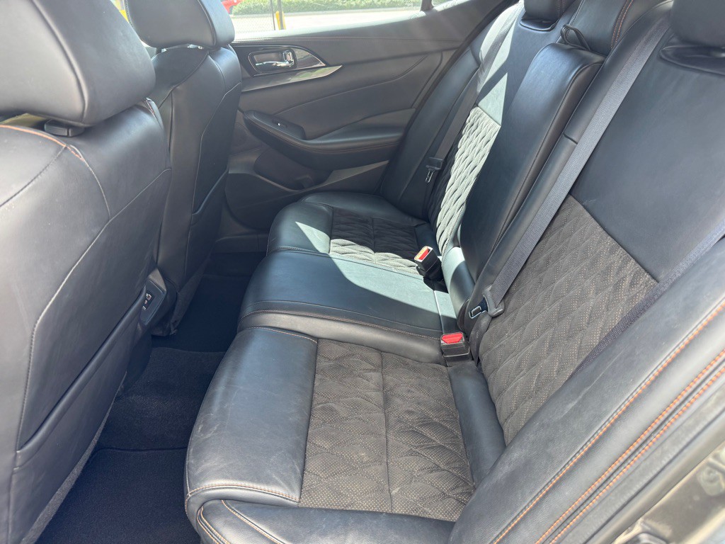 2020 Nissan Maxima Image 18