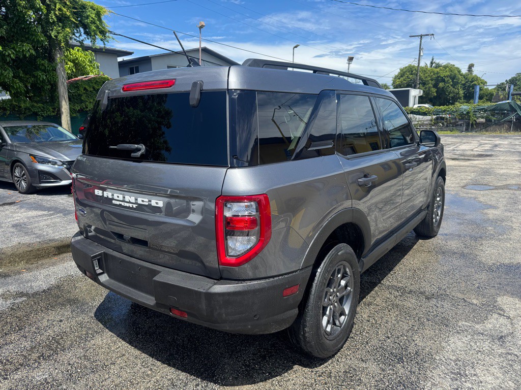2023 Ford Bronco Image 9