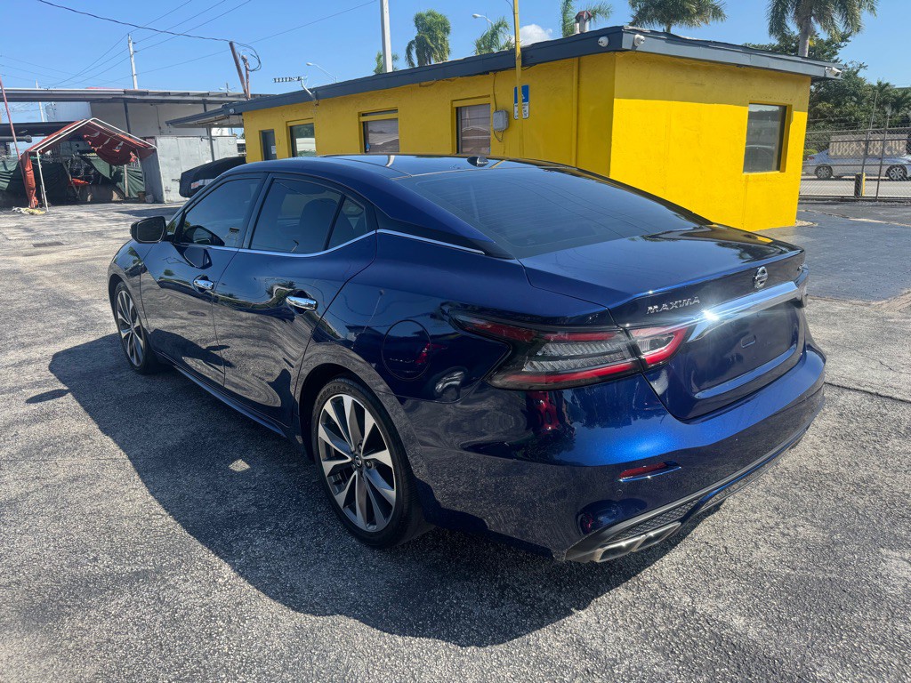 2019 Nissan Maxima Image 11