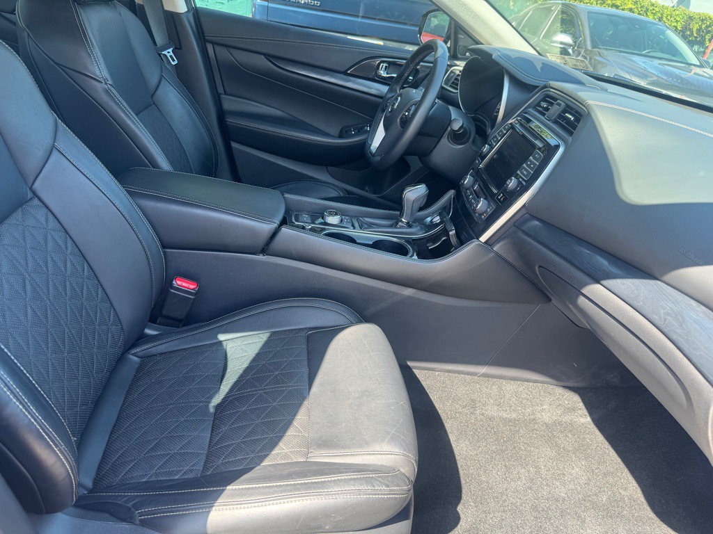 2019 Nissan Maxima Image 14
