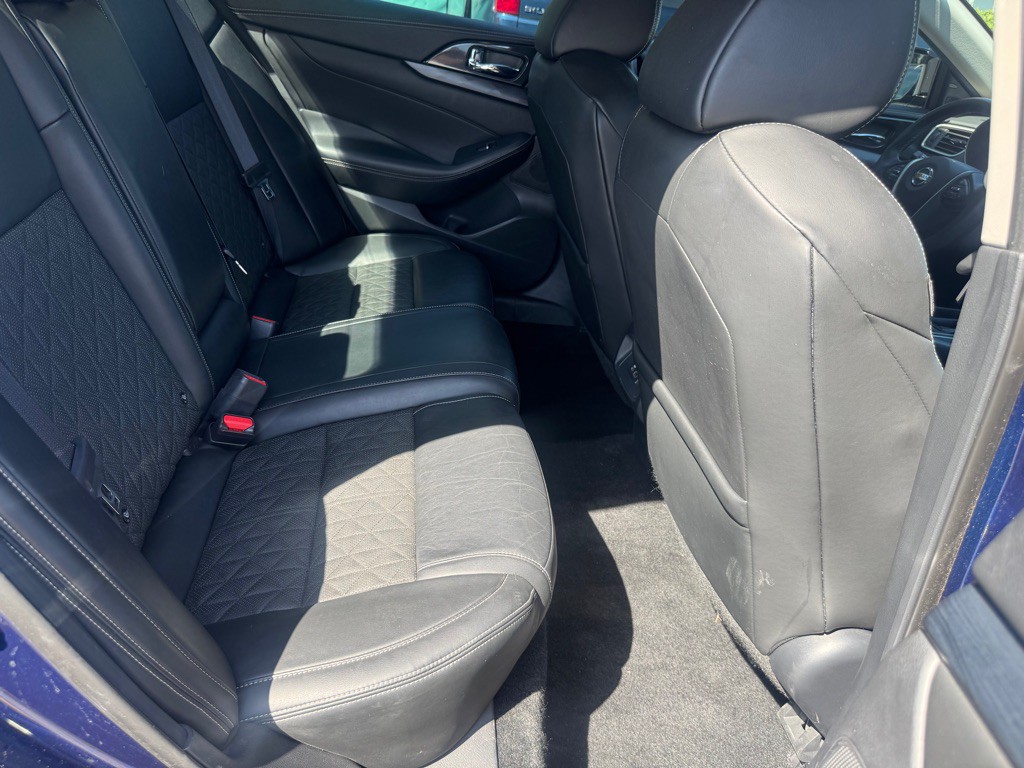 2019 Nissan Maxima Image 16