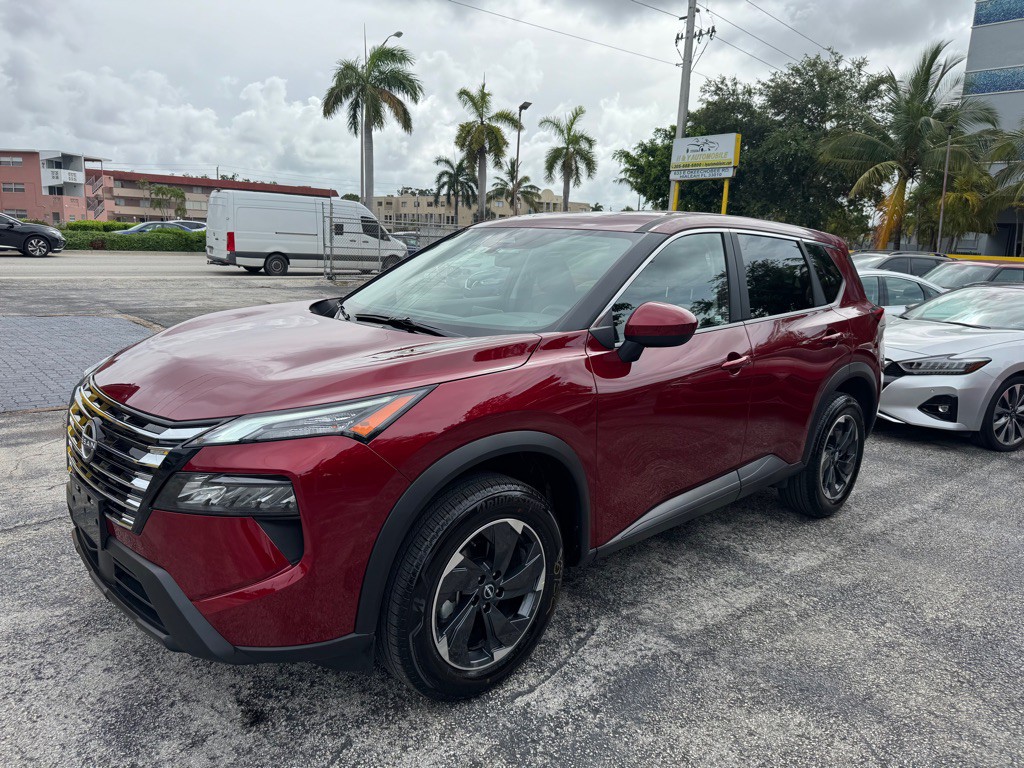 2025 Nissan Rogue Image 2