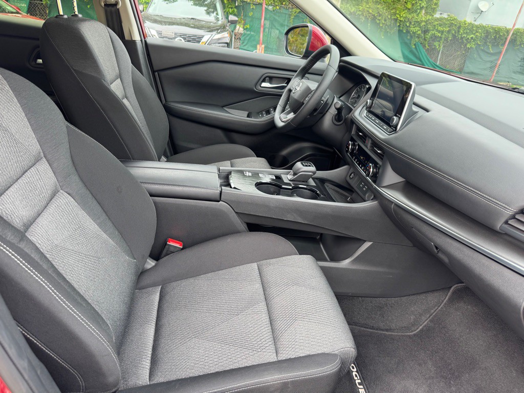 2025 Nissan Rogue Image 16