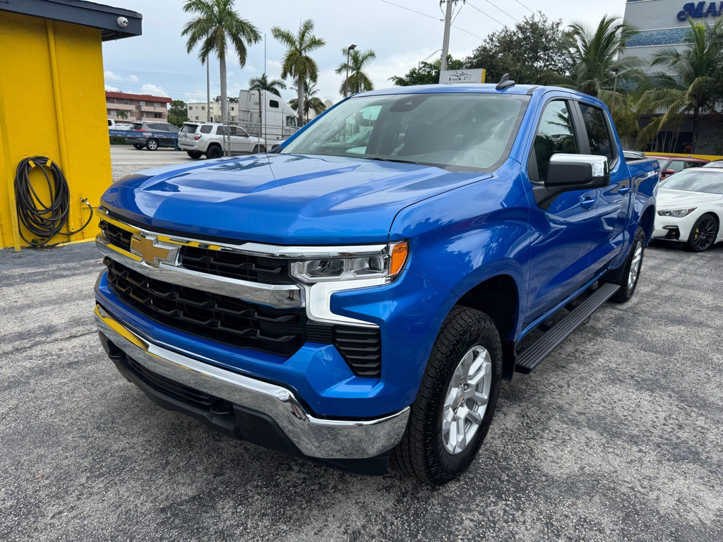 2025 Chevrolet Silverado 1500 Image 3