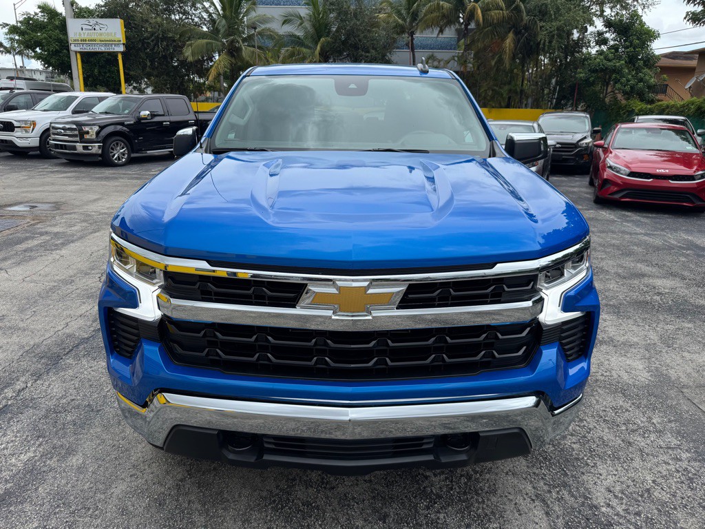 2025 Chevrolet Silverado 1500 Image 4