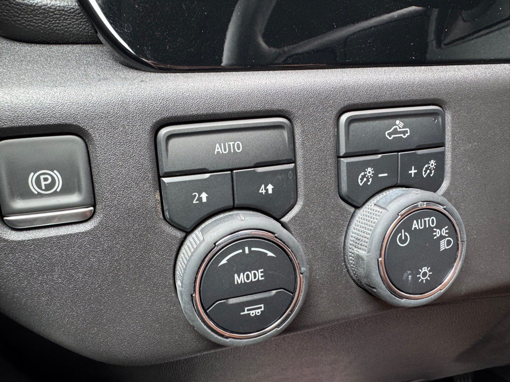 2025 Chevrolet Silverado 1500 Image 24