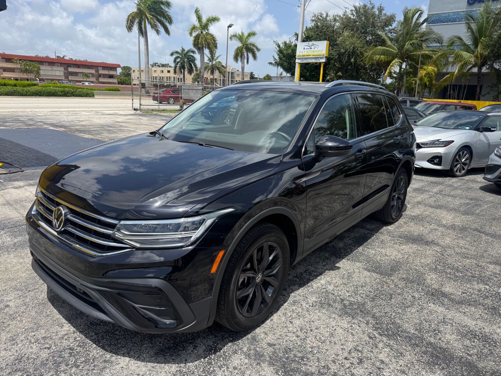 2024 Volkswagen Tiguan Image 1