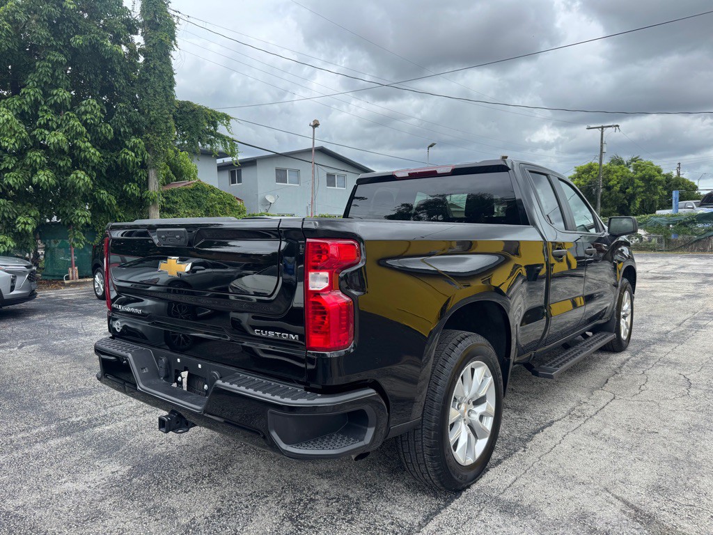 2025 Chevrolet Silverado 1500 Image 10