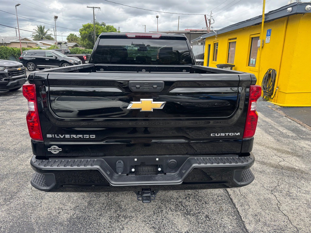 2025 Chevrolet Silverado 1500 Image 11