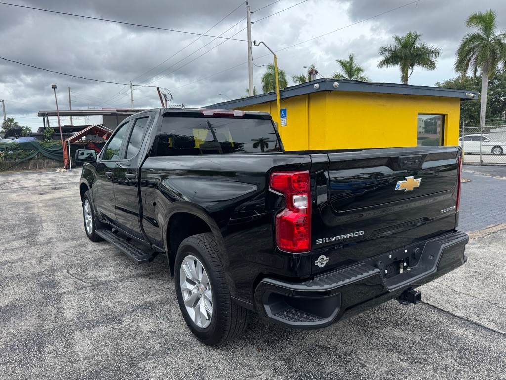 2025 Chevrolet Silverado 1500 Image 13