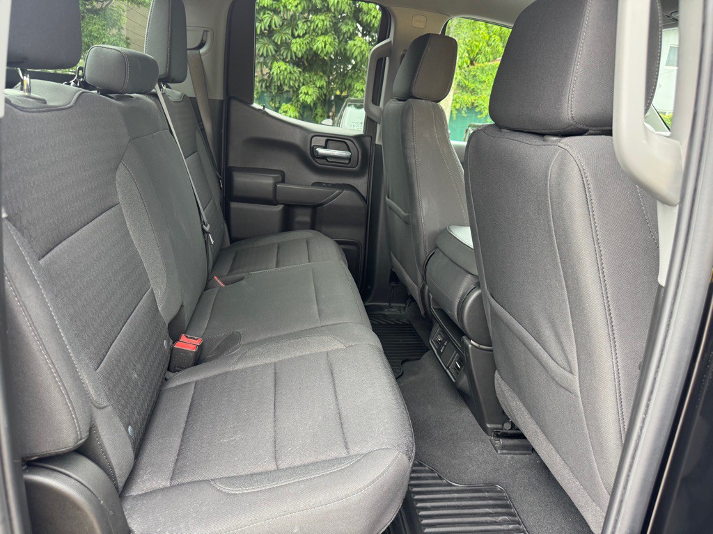 2025 Chevrolet Silverado 1500 Image 17