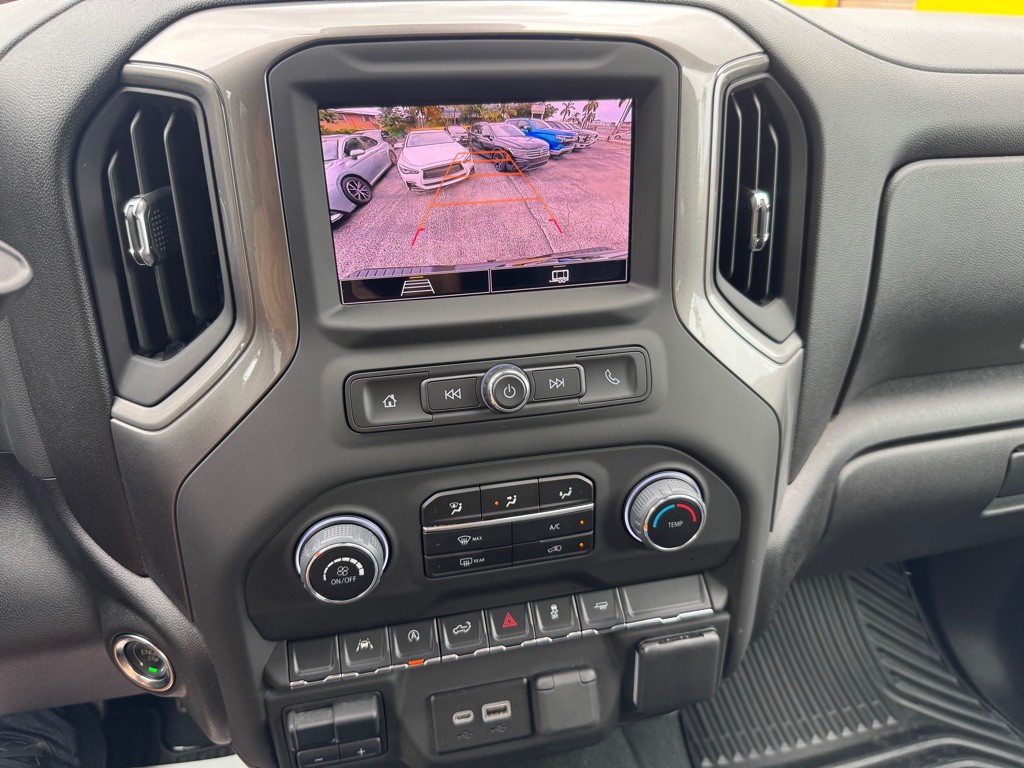 2025 Chevrolet Silverado 1500 Image 21