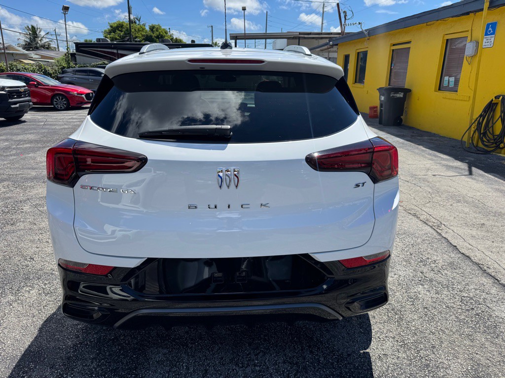 2024 Buick Enclave Image 10