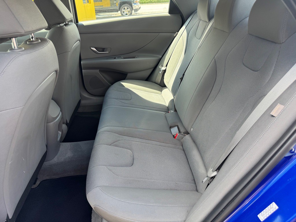 2024 Hyundai Elantra Image 16