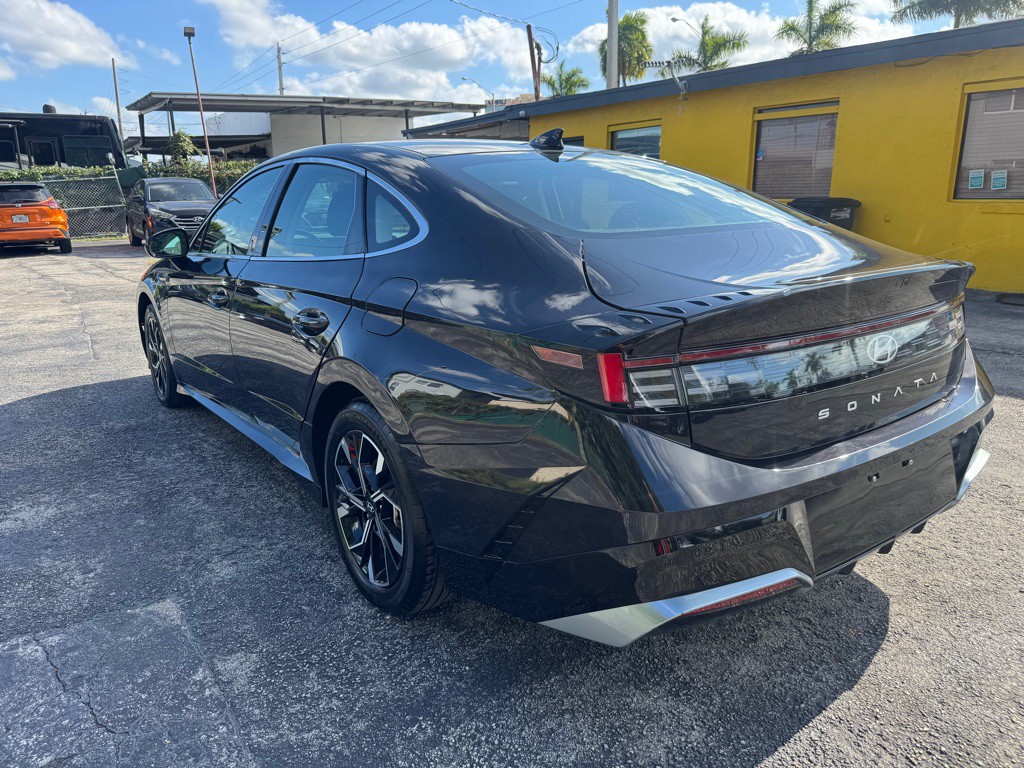 2025 Hyundai Sonata Image 10