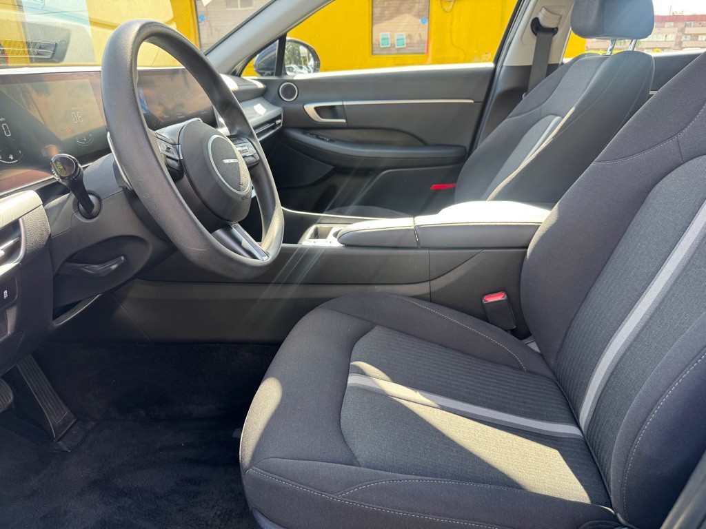 2025 Hyundai Sonata Image 12