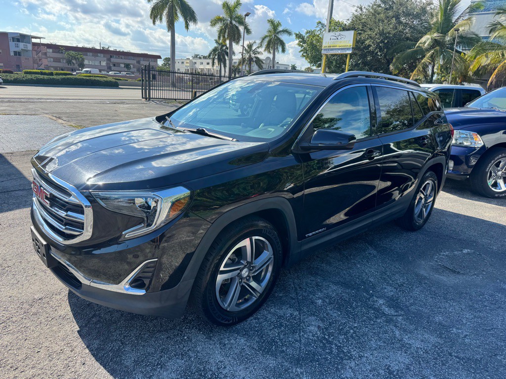 2019 GMC Terrain Image 2