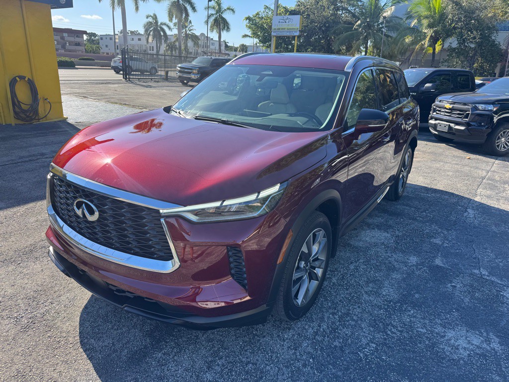2023 INFINITI QX60 Image 1