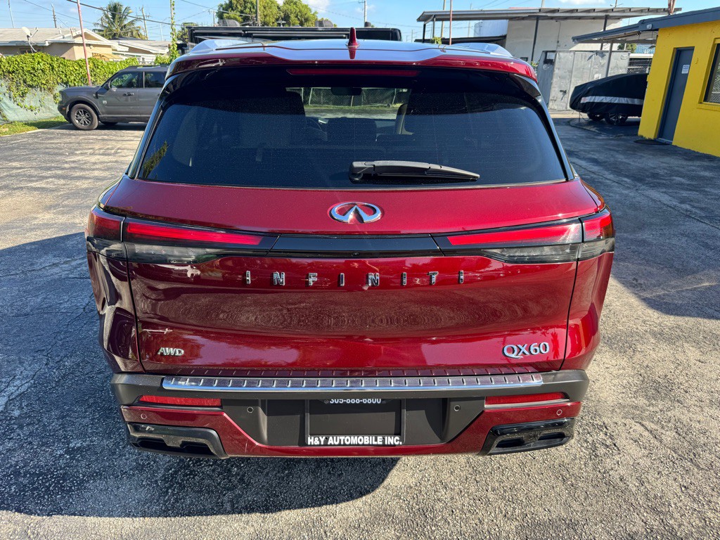 2023 INFINITI QX60 Image 8