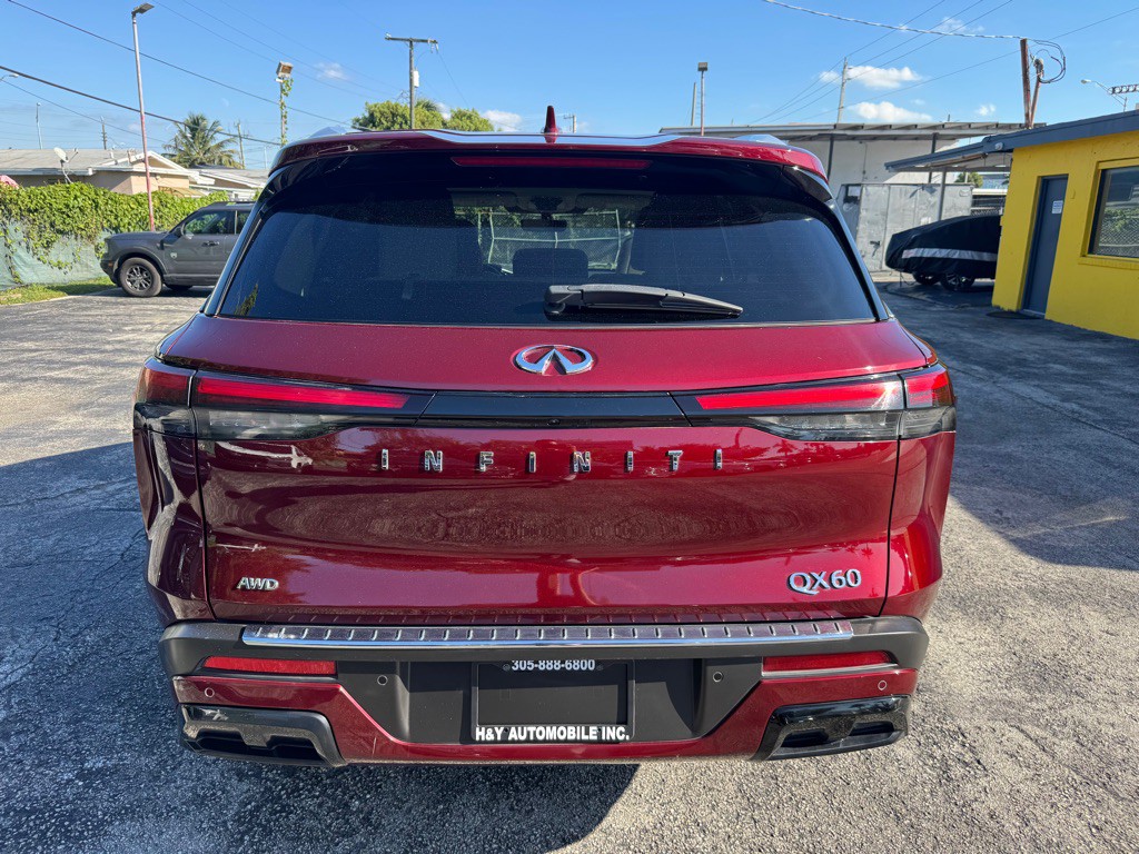 2023 INFINITI QX60 Image 9