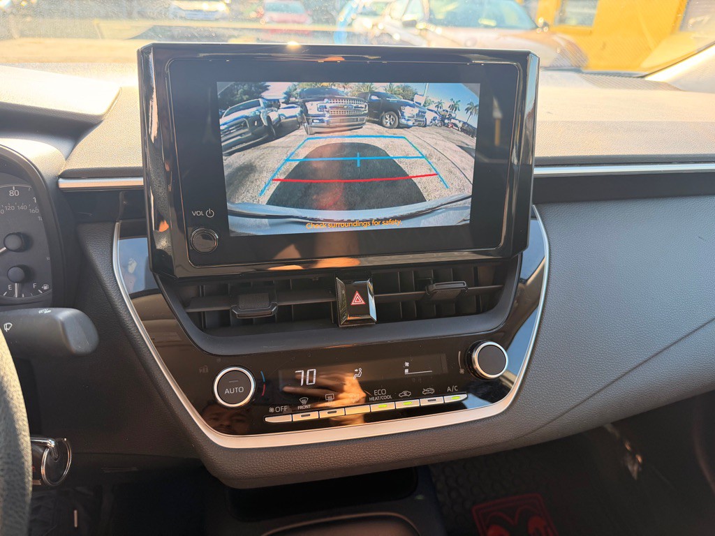 2023 Toyota Corolla Image 17