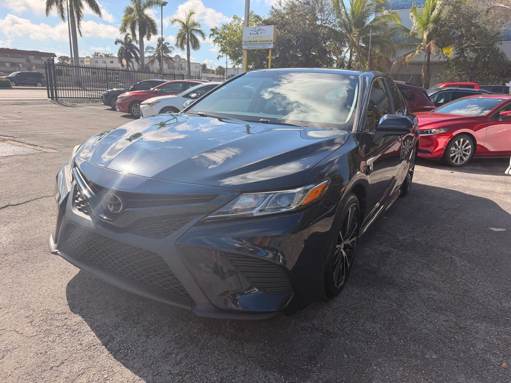2018 Toyota Camry Image 5