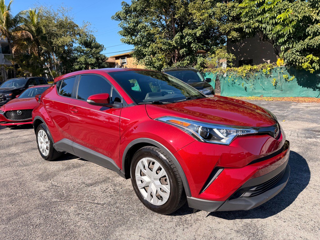 2019 Toyota C-HR Image 6