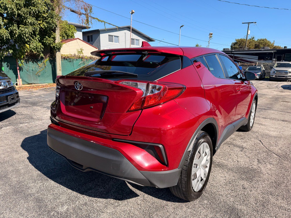 2019 Toyota C-HR Image 8