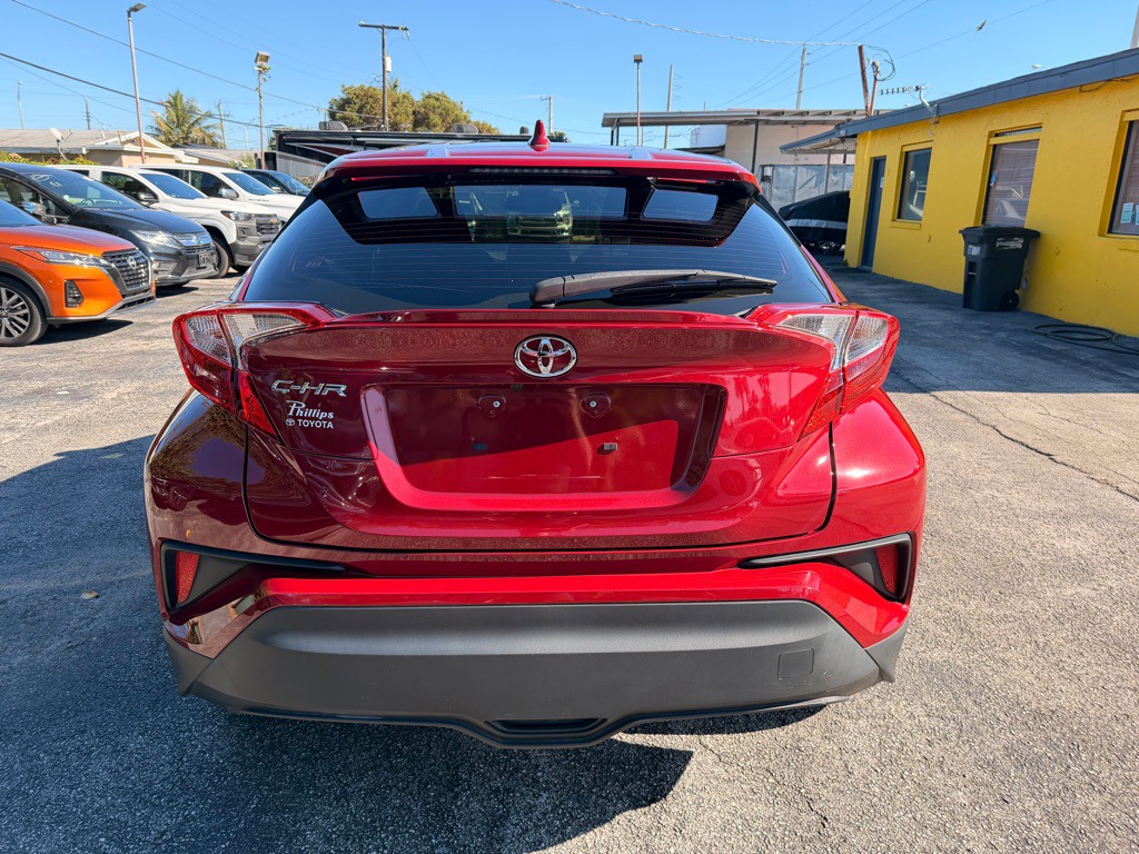 2019 Toyota C-HR Image 10