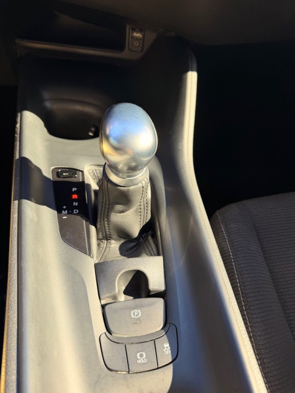 2019 Toyota C-HR Image 21