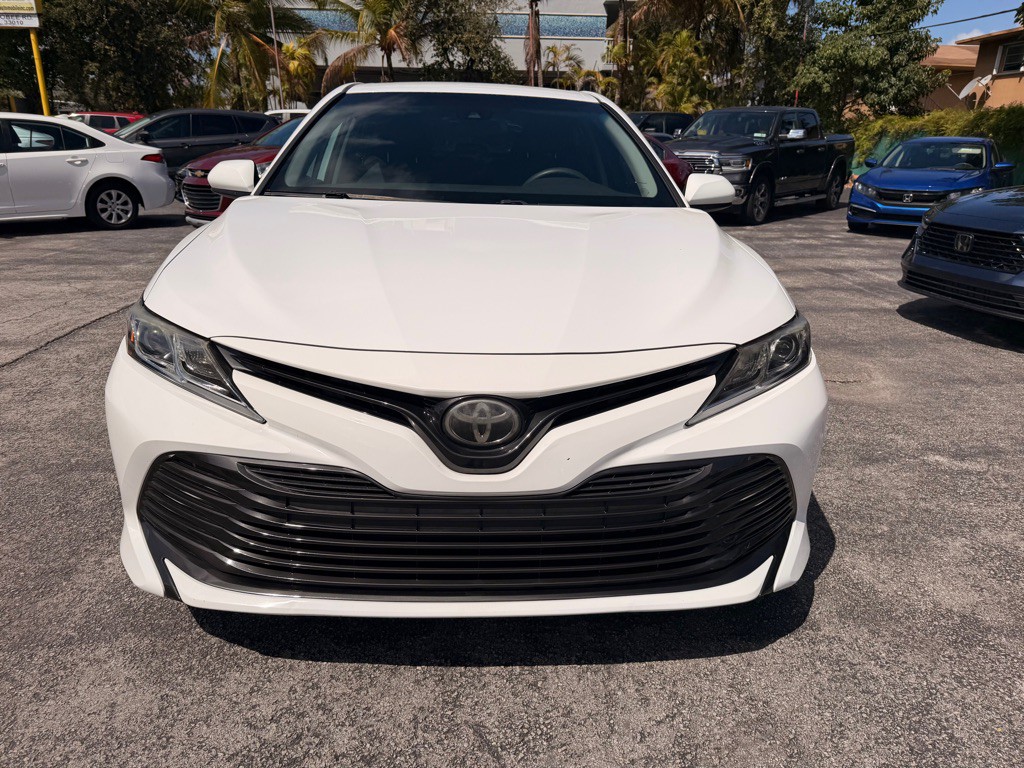 2018 Toyota Camry Image 5