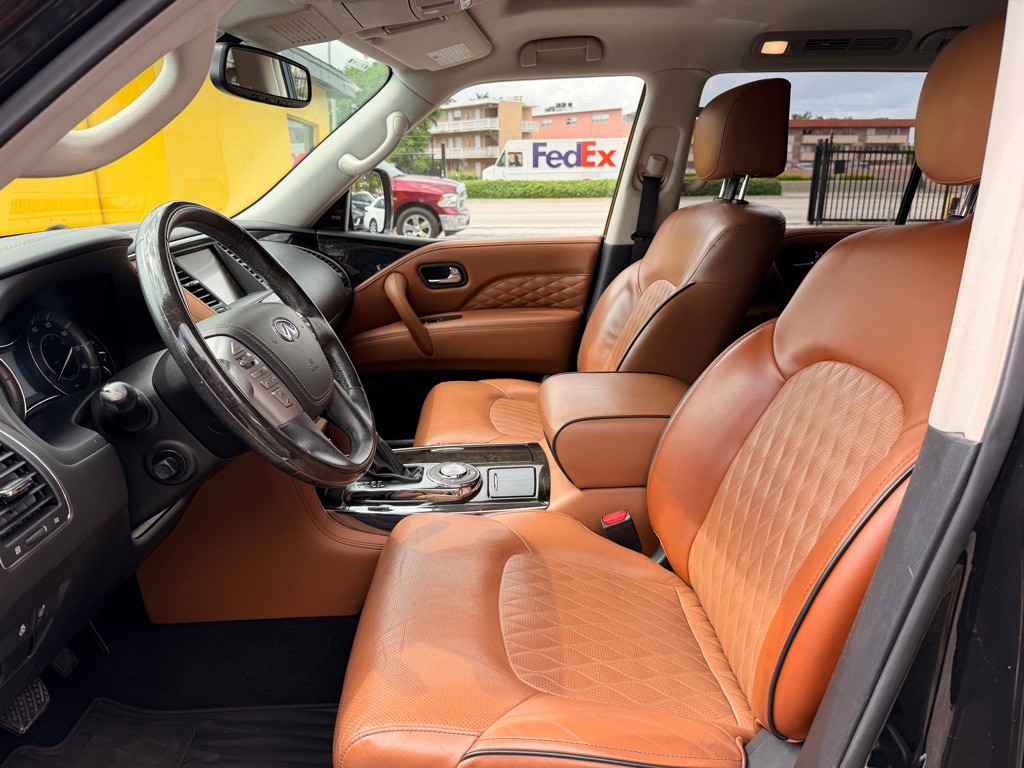 2019 INFINITI QX80 Image 11