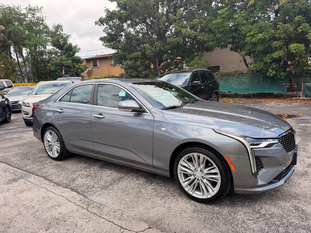 2022 Cadillac CT4 Image 8