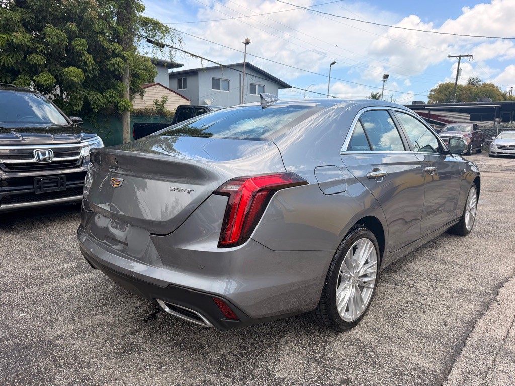 2022 Cadillac CT4 Image 10