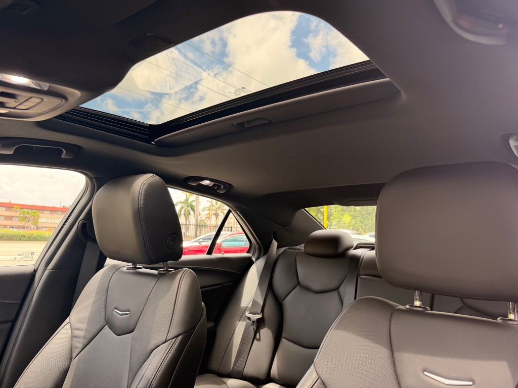 2022 Cadillac CT4 Image 18