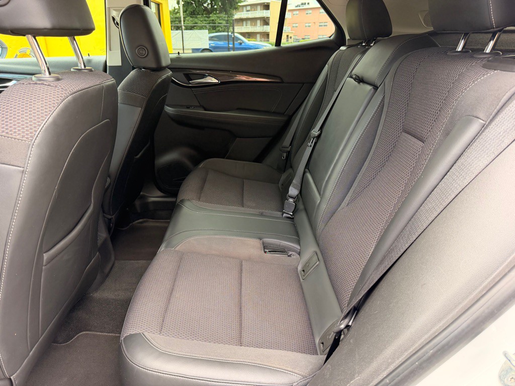2021 Buick Envision Image 16