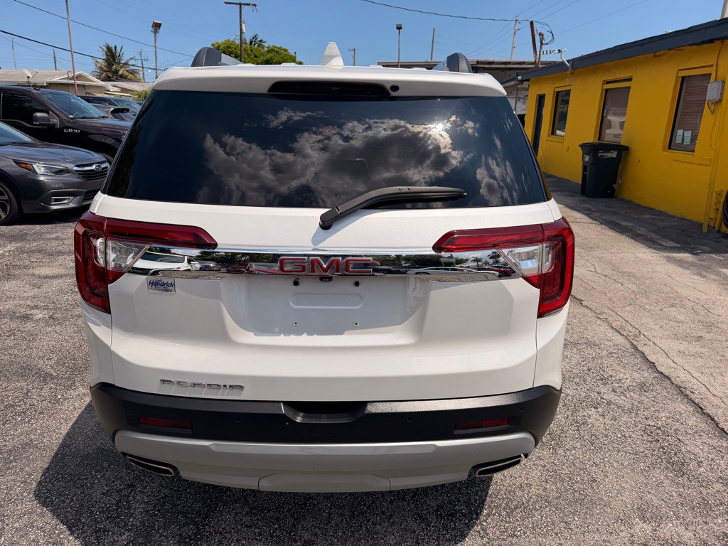 2020 GMC Acadia Image 9