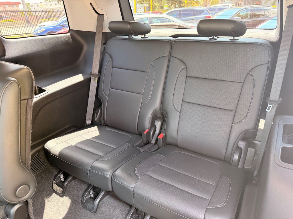 2020 GMC Acadia Image 16