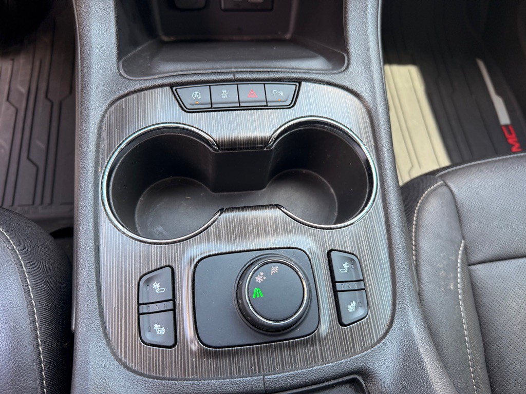 2020 GMC Acadia Image 22