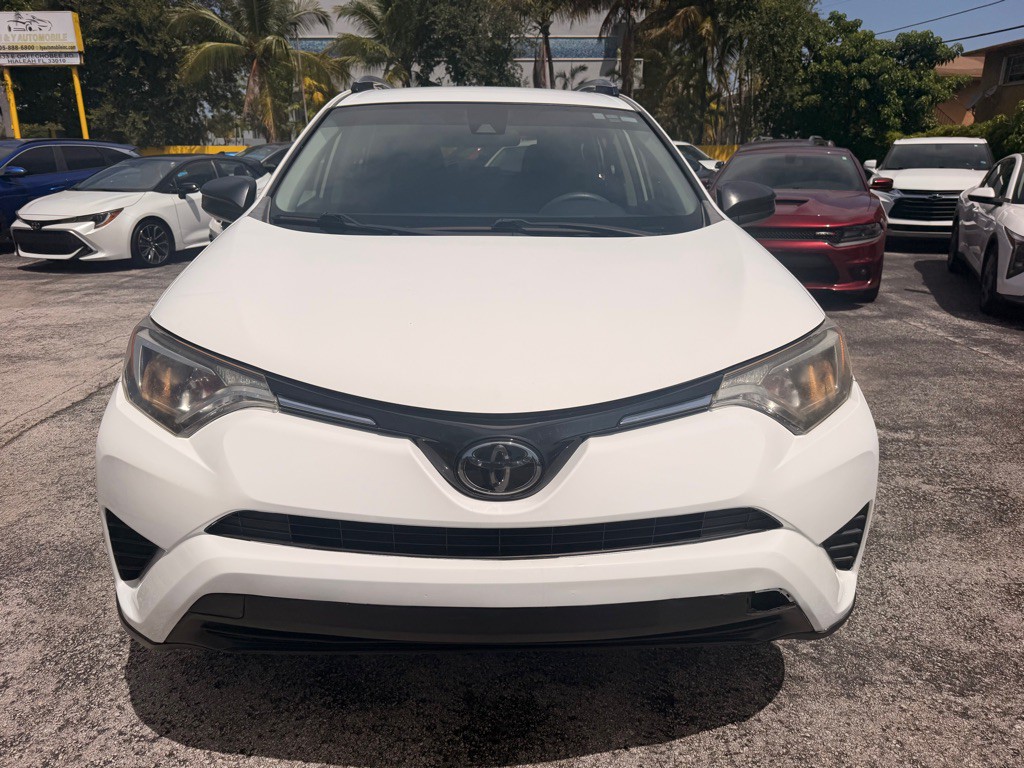 2017 Toyota Rav4 Image 6