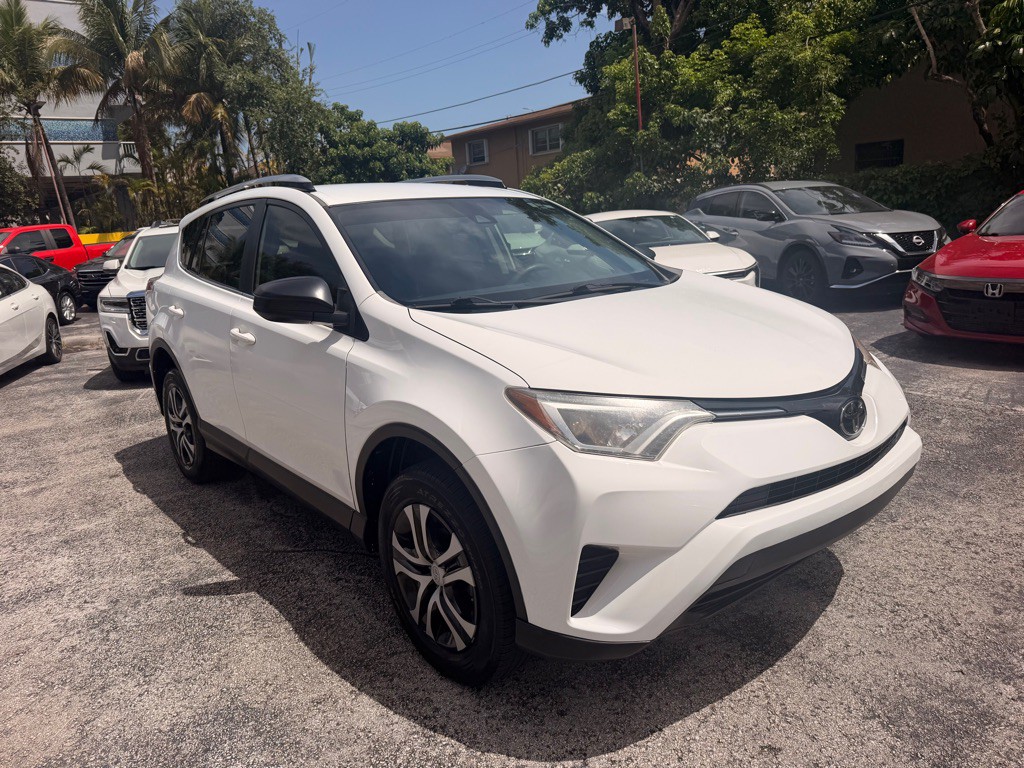 2017 Toyota Rav4 Image 7