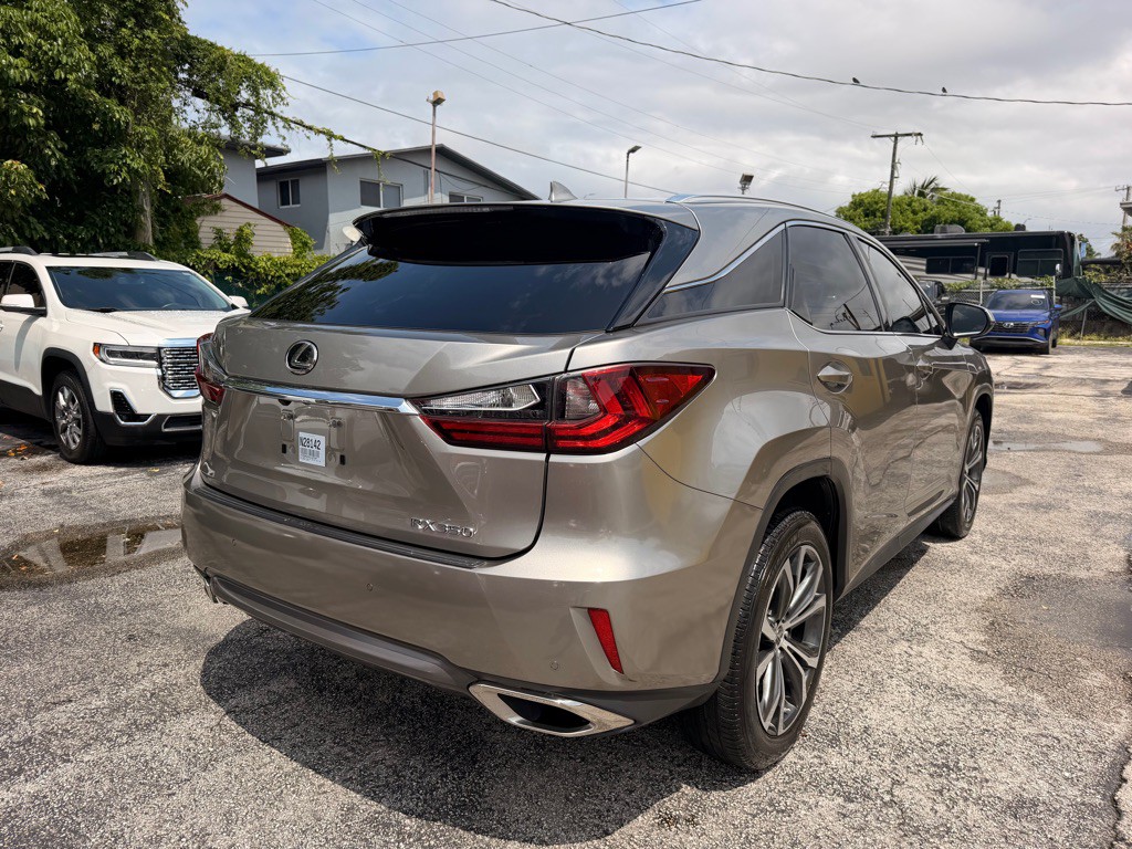 2019 Lexus RX Image 10